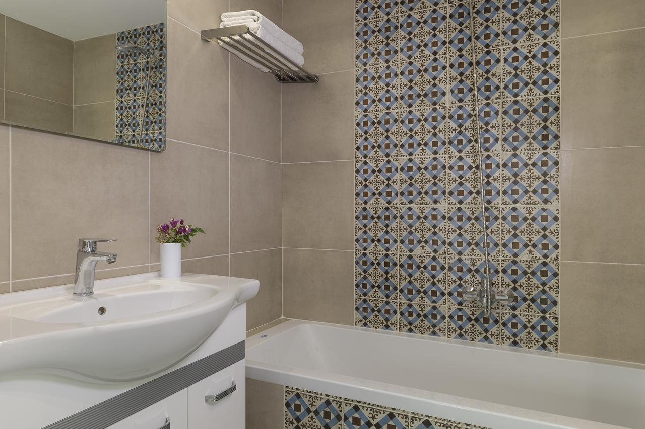 Casita Del Sol Suites (Adults Only) Rhodes City Екстериор снимка